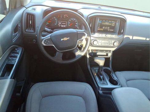Used 2019 Chevrolet Colorado W/T w/ Custom Special Edition AWD/4WD image 13
