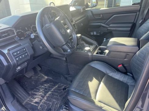 Used 2025 Toyota 4Runner TRD Off-Road Premium w/ Tow Technology Package AWD/4WD image 8