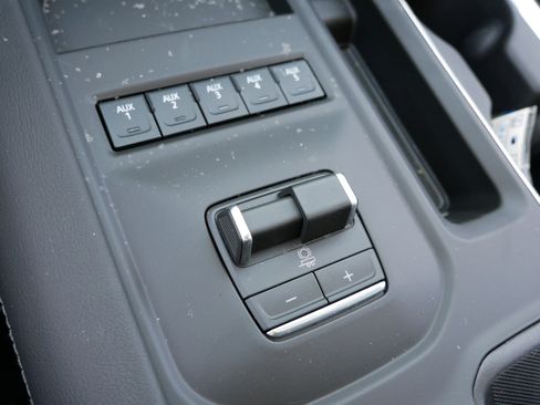 New 2026 GMC Sierra 2500 Denali w/ Denali Reserve Package image 20