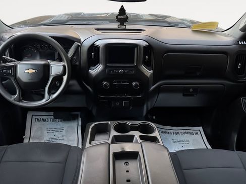 Used 2020 Chevrolet Silverado 2500 Custom w/ Custom Value Package image 16