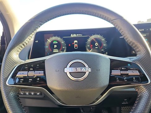 Used 2023 Nissan Ariya FWD image 20