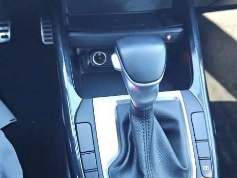 Used 2024 Kia Forte GT-Line w/ GT-Line Premium Package image 15