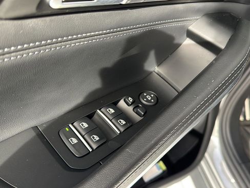 Certified 2023 BMW X6 M image 30