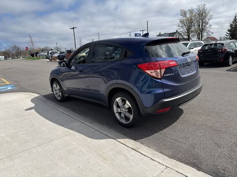 Used 2017 Honda HR-V EX image 5