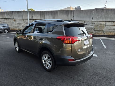 Used 2014 Toyota RAV4 Limited FWD image 3