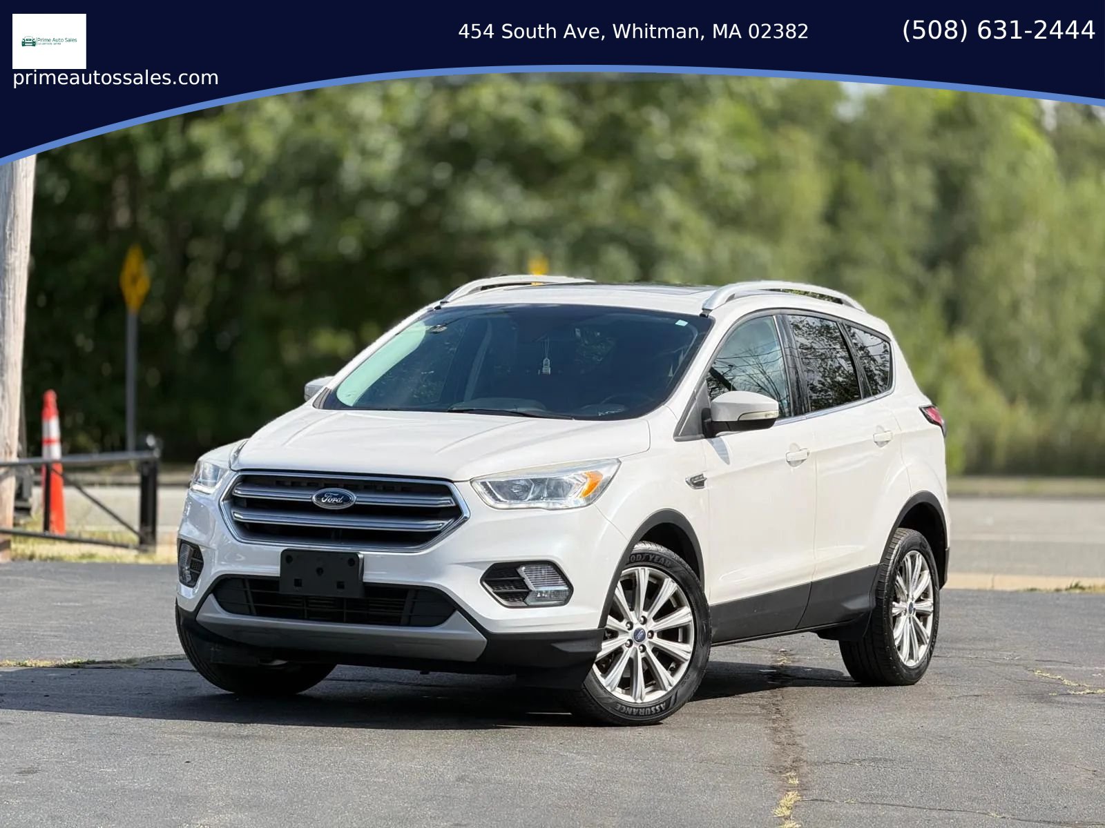 Used 2017 Ford Escape Titanium AWD/4WD image 1
