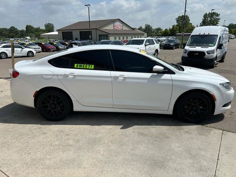 Used 2015 Chrysler 200 S w/ Navigation & Sound Group I FWD image 4