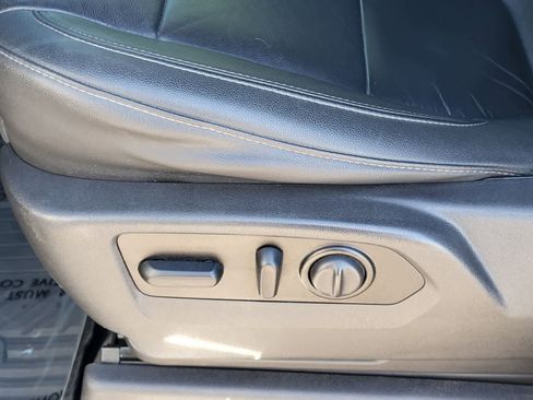 Used 2021 Chevrolet Silverado 1500 LT Trail Boss w/ Convenience Package II image 12