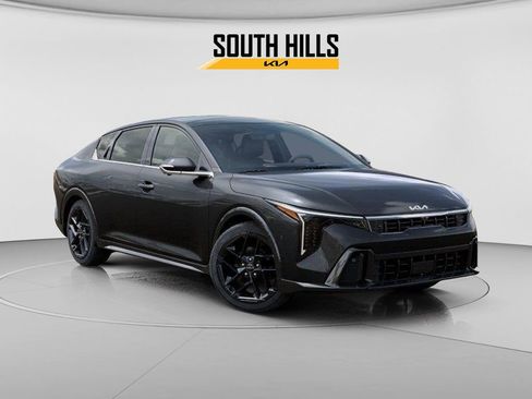 New 2025 Kia K4 GT-Line Turbo image 8