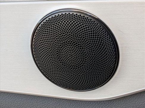 Used 2022 Mercedes-Benz GLC 300 image 16