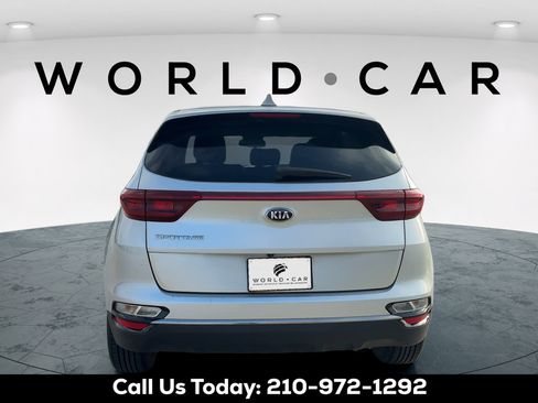 Used 2020 Kia Sportage LX FWD image 6