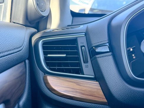 Used 2020 Honda CR-V Touring image 41
