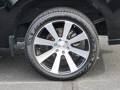 Used 2020 Chevrolet Silverado 1500 LTZ w/ LTZ Plus Package image 10