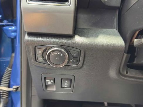 Used 2019 Ford F150 XLT w/ Equipment Group 302A Luxury AWD/4WD image 28