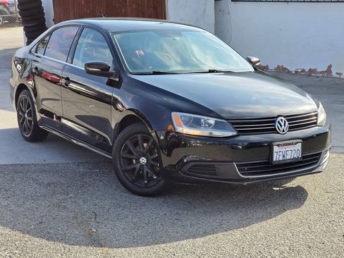 Used 2014 Volkswagen Jetta SE FWD image 3