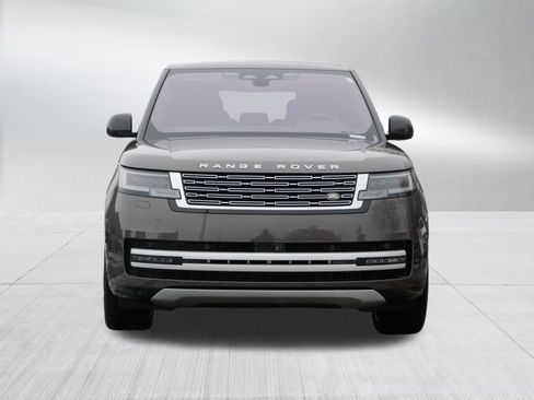 Used 2023 Land Rover Range Rover First Edition image 2