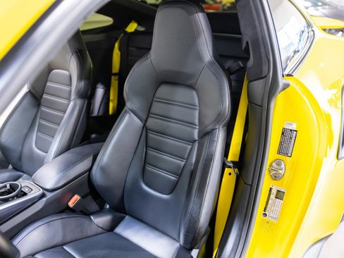 Used 2021 Porsche 911 Turbo S image 36