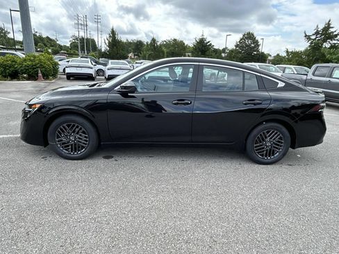 New 2026 Nissan Sentra SV w/ Floor Mat Package FWD image 4