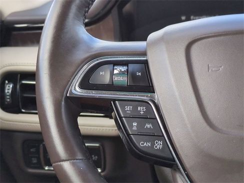 Used 2022 Lincoln Nautilus Reserve w/ Equipment Group 201A image 24