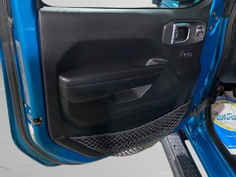 Used 2020 Jeep Wrangler Sport AWD/4WD image 10