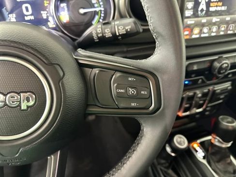 Used 2023 Jeep Wrangler Unlimited image 16