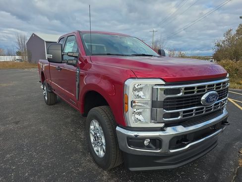 New 2026 Ford F250 XLT AWD/4WD image 7
