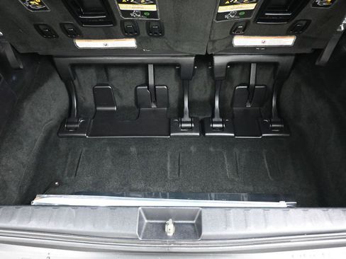Used 2016 Toyota Sienna SE Premium w/ Protection Package FWD image 63