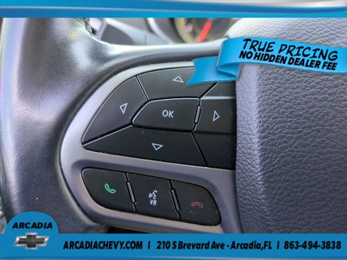 Used 2021 Jeep Cherokee Latitude Lux w/ Comfort/Convenience Group FWD image 23