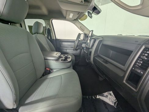 Used 2017 RAM 1500 Express image 34