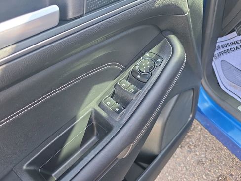 Used 2024 Ford Edge Titanium image 11