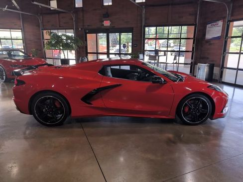 Used 2023 Chevrolet Corvette Stingray Preferred Conv w/ Z51 Performance Package RWD image 6