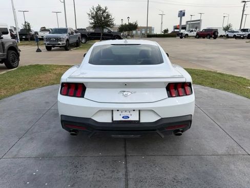 Used 2024 Ford Mustang Premium RWD image 7