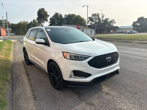Used 2020 Ford Edge ST w/ Equipment Group 401A AWD/4WD image 10