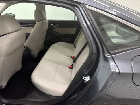 Used 2022 Honda Civic EX image 19