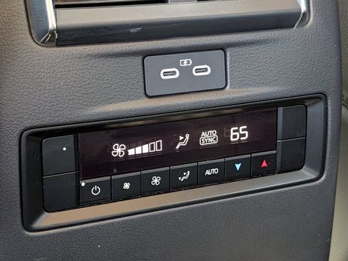 Used 2025 MAZDA CX-90 Plug-In Hybrid w/Premium Sport AWD/4WD image 32