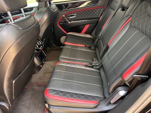 Used 2020 Bentley Bentayga Speed AWD/4WD image 22