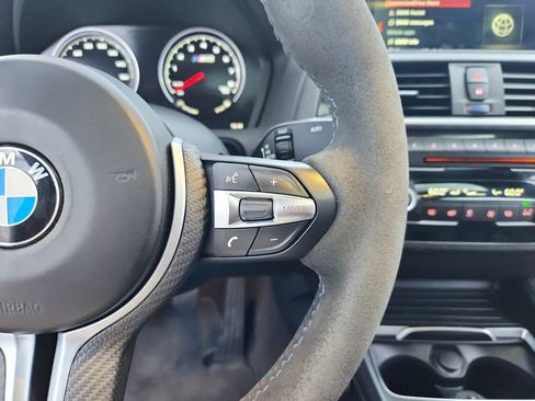 Used 2019 BMW M2 Competition image 32