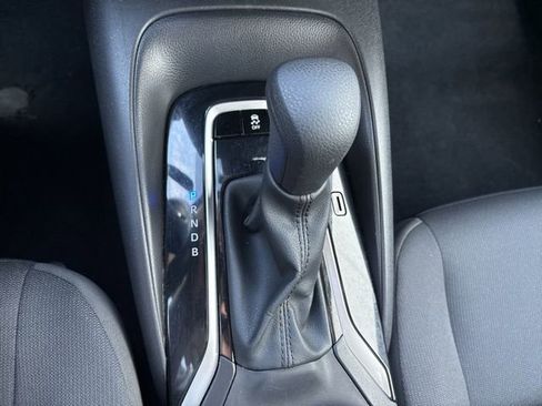 Used 2024 Toyota Corolla LE image 17