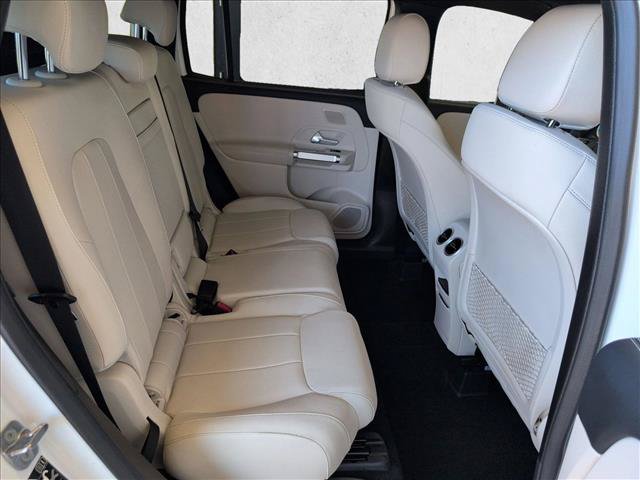 Certified 2026 Mercedes-Benz GLB 250 4MATIC image 22