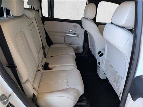 Certified 2026 Mercedes-Benz GLB 250 4MATIC image 22