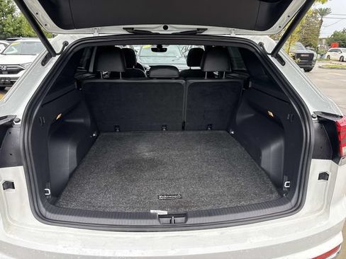 Used 2020 Volkswagen Atlas Cross Sport SEL Premium R-Line AWD/4WD image 8
