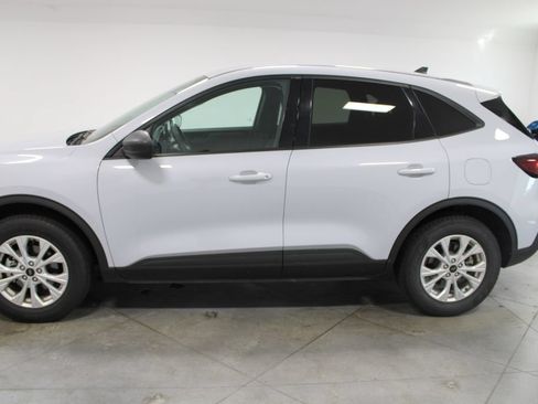 Used 2025 Ford Escape Active AWD/4WD image 6