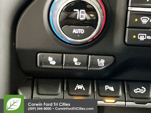 Used 2022 Chevrolet Silverado 1500 High Country w/ Technology Package image 23