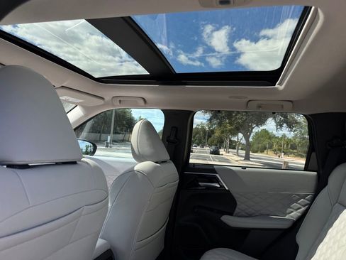 New 2025 Mitsubishi Outlander SEL image 28