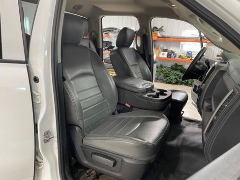 Used 2015 RAM 1500 Tradesman AWD/4WD image 22