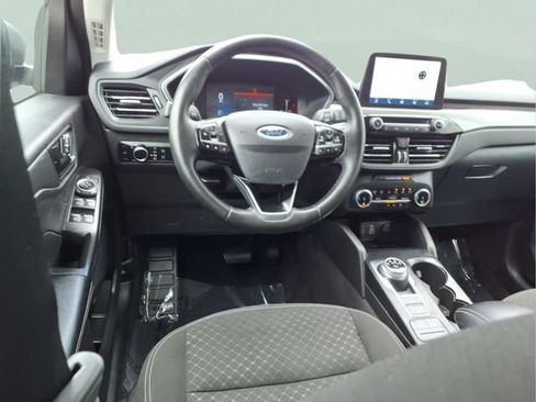Used 2024 Ford Escape Active AWD/4WD image 4