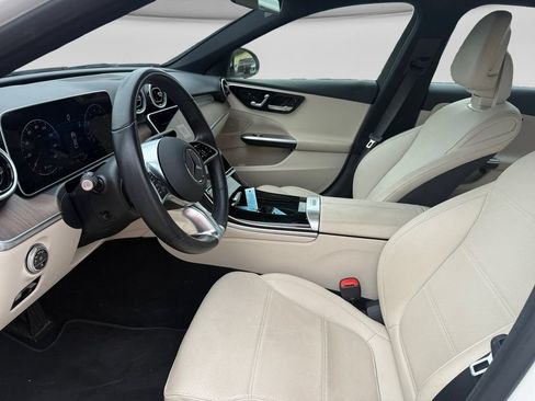 Used 2025 Mercedes-Benz C 300 4MATIC Sedan image 23