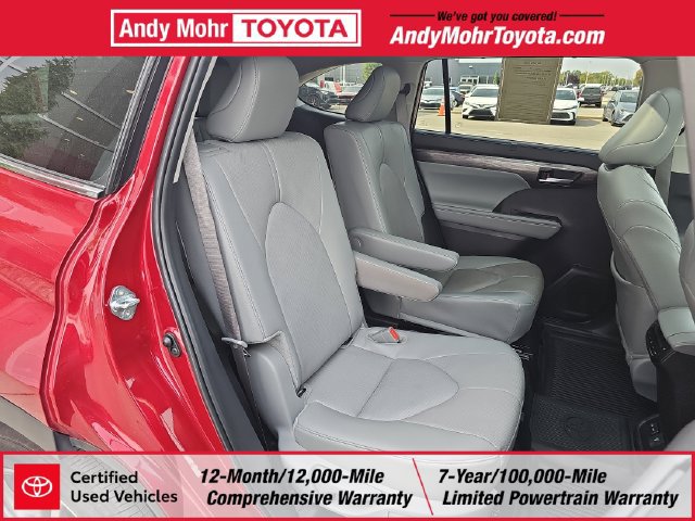 Certified 2026 Toyota Highlander Platinum AWD/4WD image 37