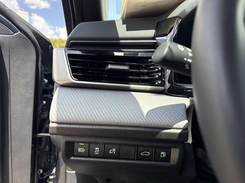 Used 2026 Toyota Camry SE FWD image 34