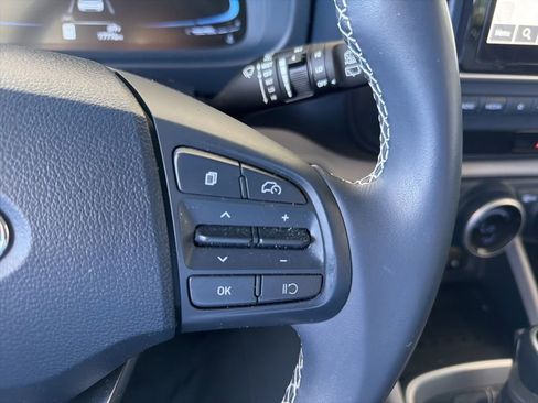 Certified 2024 Hyundai Venue Limited FWD image 27